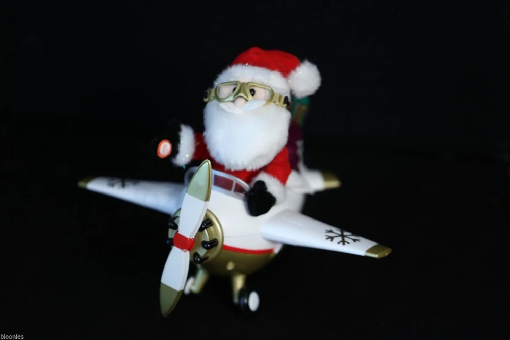 Gemmy_Animated_Santa_Claus_in_Airplane_%28Moving_Propeller%3B_plays_music%29_Plane.png
